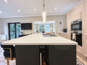 Photo 28- click for photo gallery